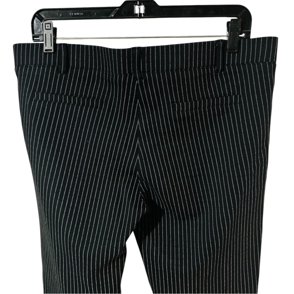 BETABRAND Pants Straight Leg Classic Pull On Black White Pinstripe Women’s XL - Picture 7 of 9